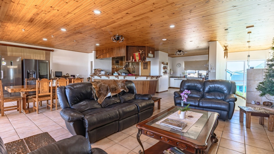 5 Bedroom Property for Sale in Bettys Bay Western Cape